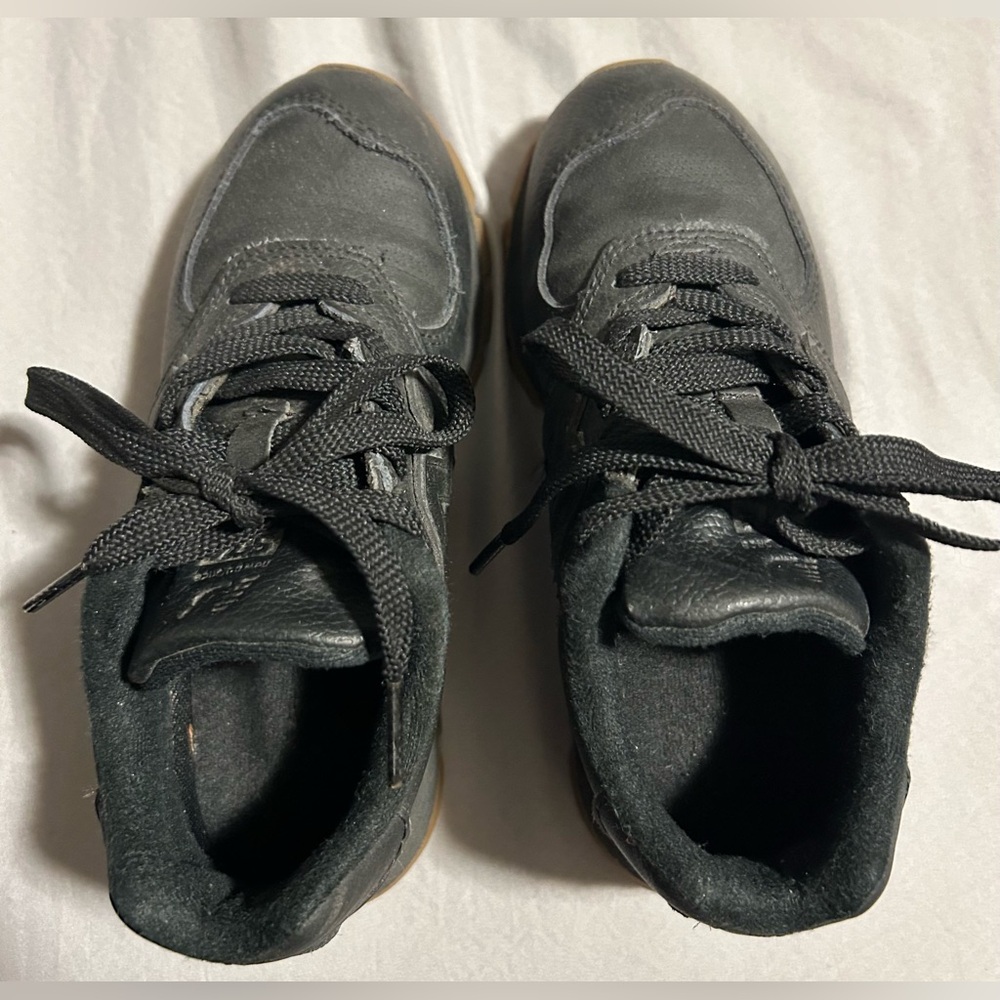 New Balance toddlers Black Sneakers with Tan Soles- size 13